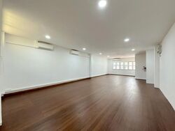 Tanjong Pagar Road (D2), Shop House #575457521